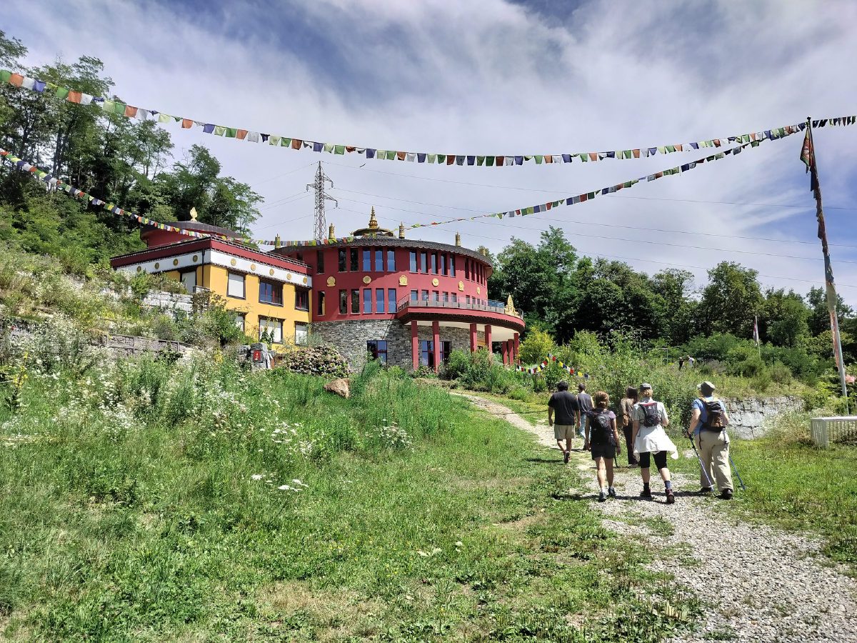 The Buddhist temple, near Montino
